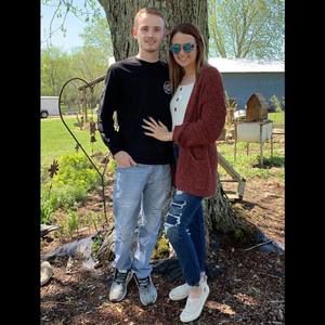 Meet your Posher, Kacie